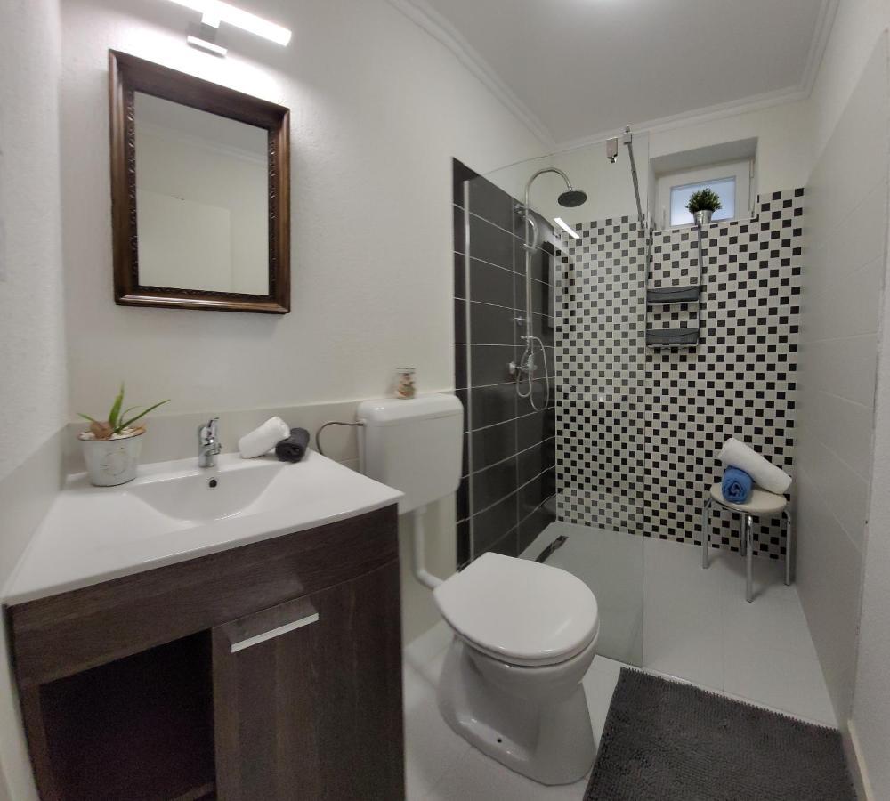A Bringas Apartment *